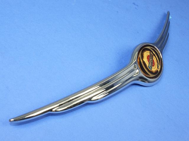 Emblema Frontal. Chrysler PT Cruiser 2003-2005