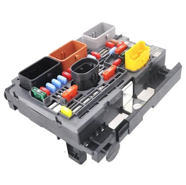Caja de Fusibles Principal. Peugeot 2008/3008