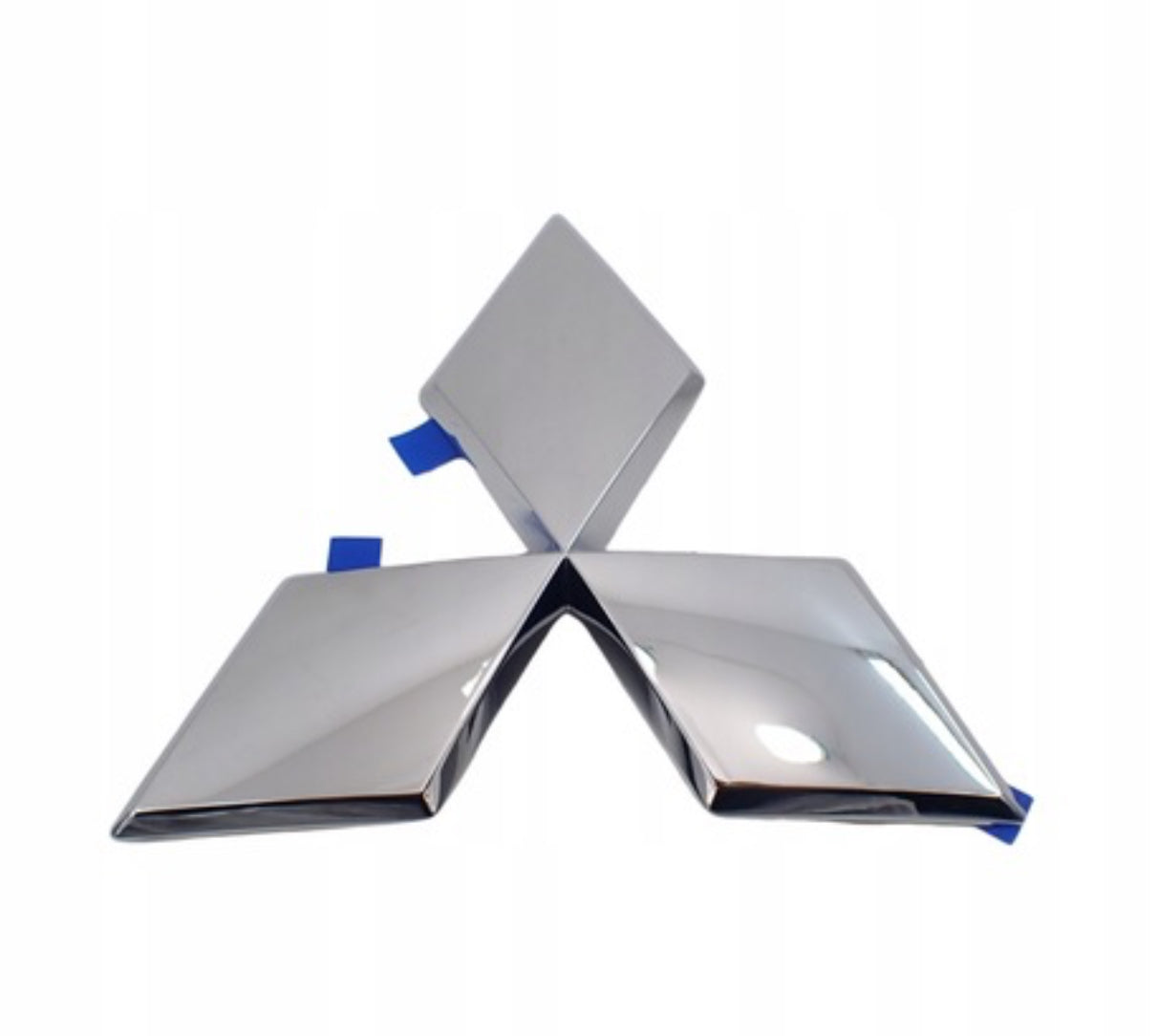 Emblema Parrilla Frontal. Mitsubishi Mirage 2021-2024