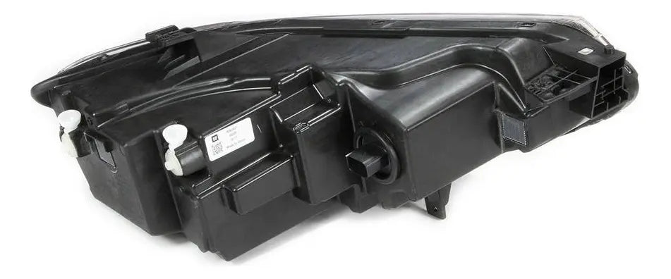Faro Delantero LED. Chevrolet Tracker 2021-2024