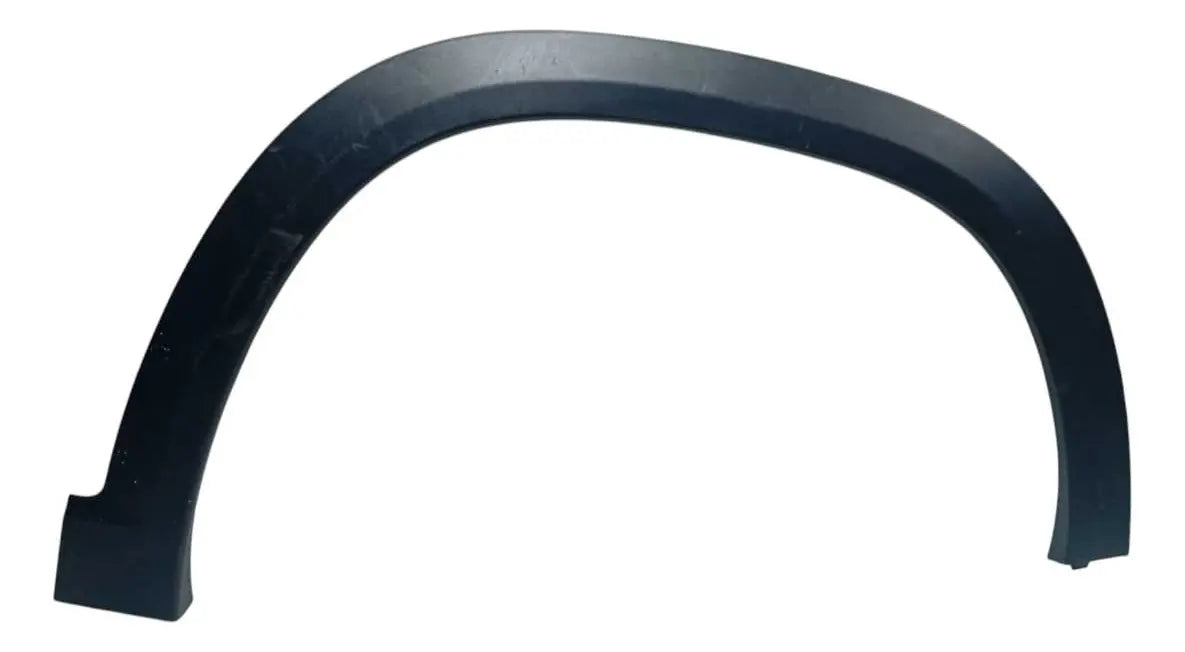 Moldura Guardafango Delantero. Chevrolet Tracker 2021-2024