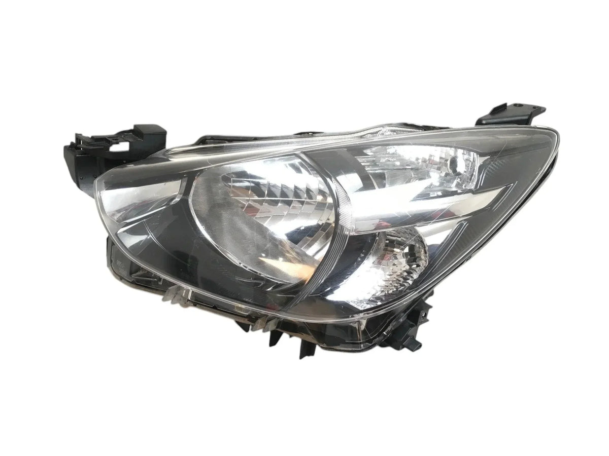 Faros Delanteros. Mazda 2 2015-2020