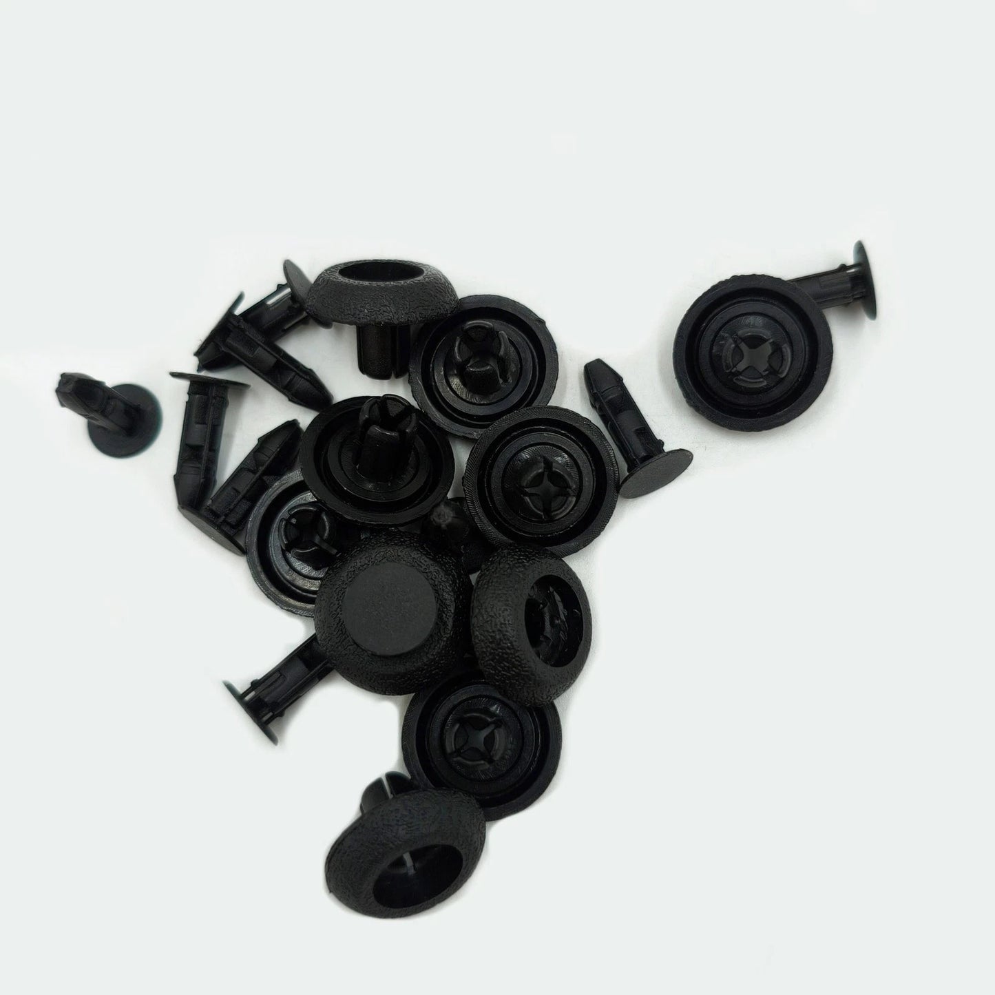 Clips de Cubierta Superior de Radiador. Lexus RX350 RX450h 2013-2015