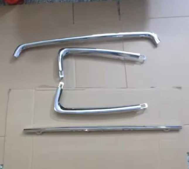 Moldura Cromada de Parrilla Frontal. Mitsubishi ASX 2010-2012