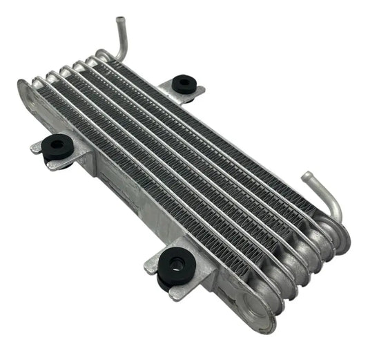 Enfriador de Aceite de Transmisión CVT (Frontal). Nissan Kicks Versa 2018-2025
