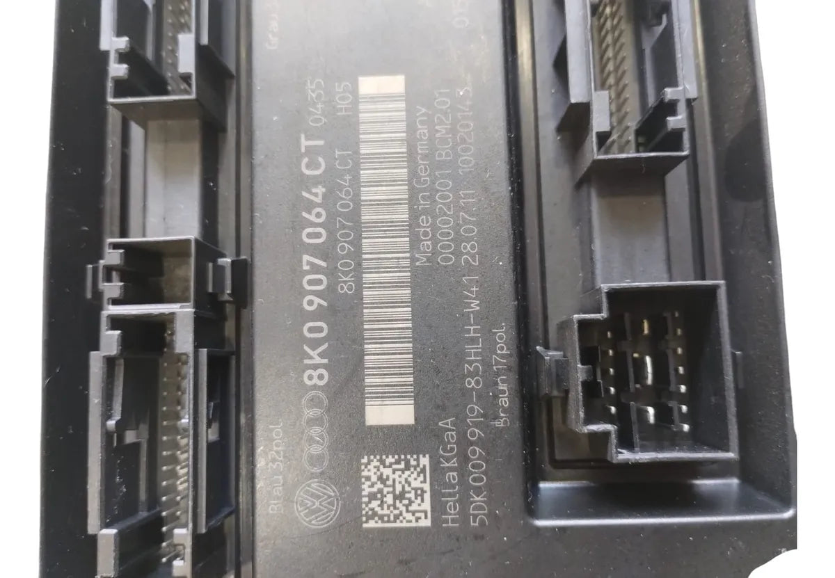 Central Convenience Module BCM. Audi 8k0907064CT