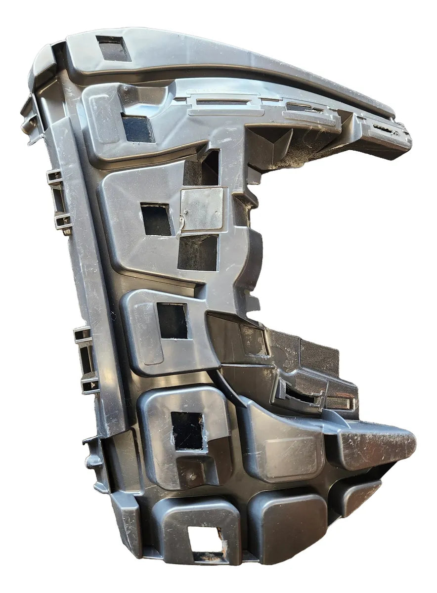 Front Fender Bracket. Volkswagen Amarok 2017-2022