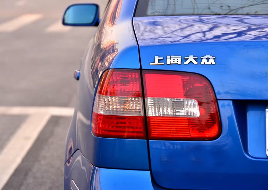 Faro Trasero. Volkswagen Polo 2002-2005 Sedán