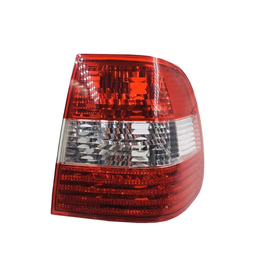Faro Trasero. Volkswagen Polo 2002-2005 Sedán