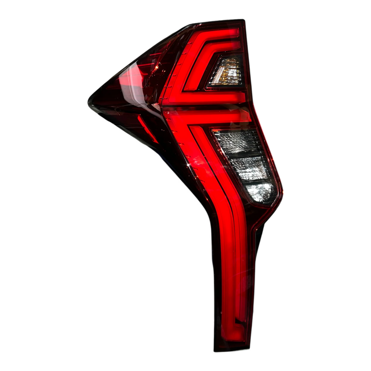 Faro Trasero Original. Mitsubishi Montero Sport 2016-2023