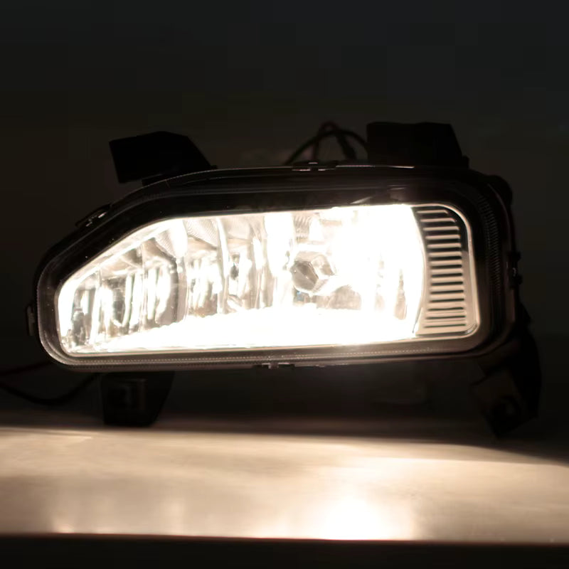 Fog Lights. Chevrolet N400 2020-2025