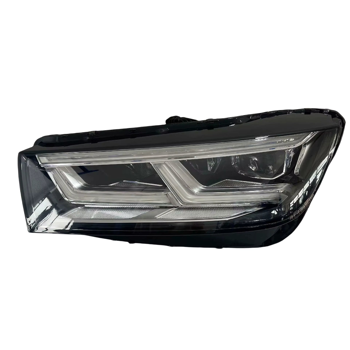 Faro Delantero LED. Audi Q5 2018-2020