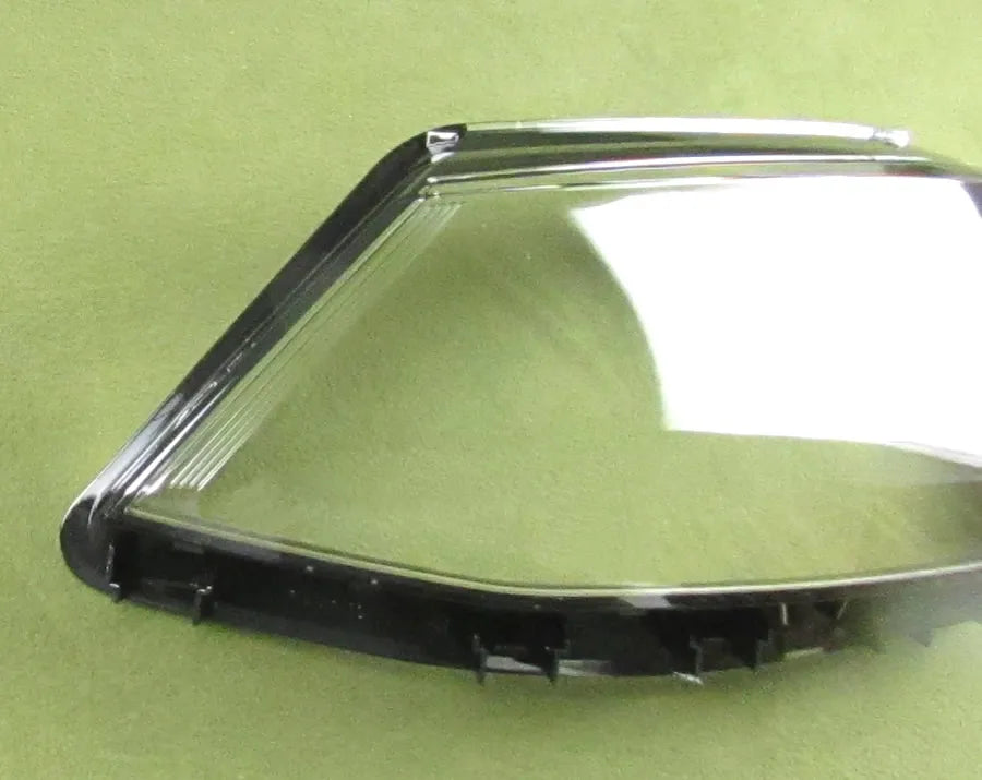 Cubierta de Faro Delantero. Volkswagen Jetta 2011-2018 MK6