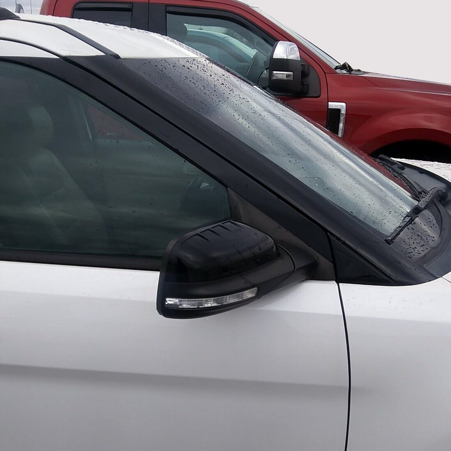 Moldura lateral de Parabrisas Delantero. Ford Explorer 2011-2019