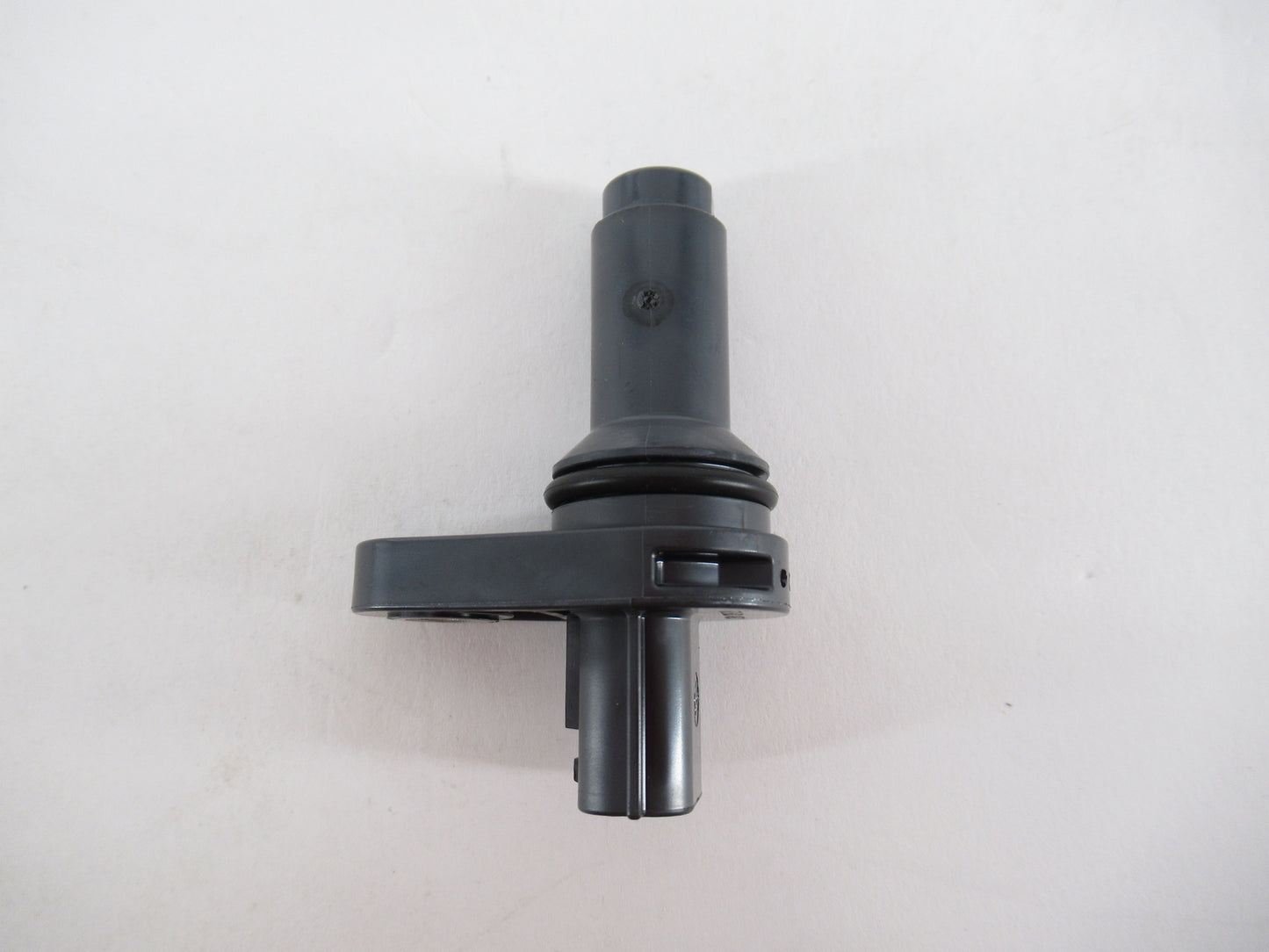 Sensor de Posición de Cigüeñal (Original). Renault Koleos HY 2008-2015