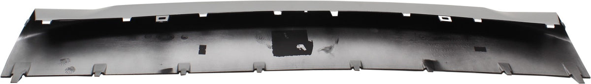 Moldura Inferior Plateada Defensa Delantera. BMW X1 2016-2019