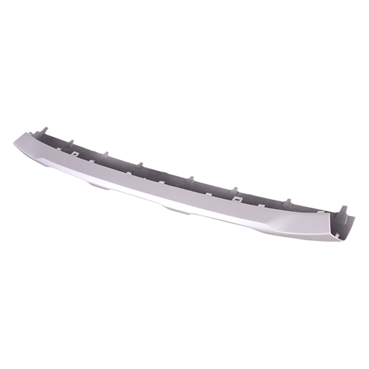 Moldura Inferior Plateada Defensa Delantera. BMW X1 2016-2019