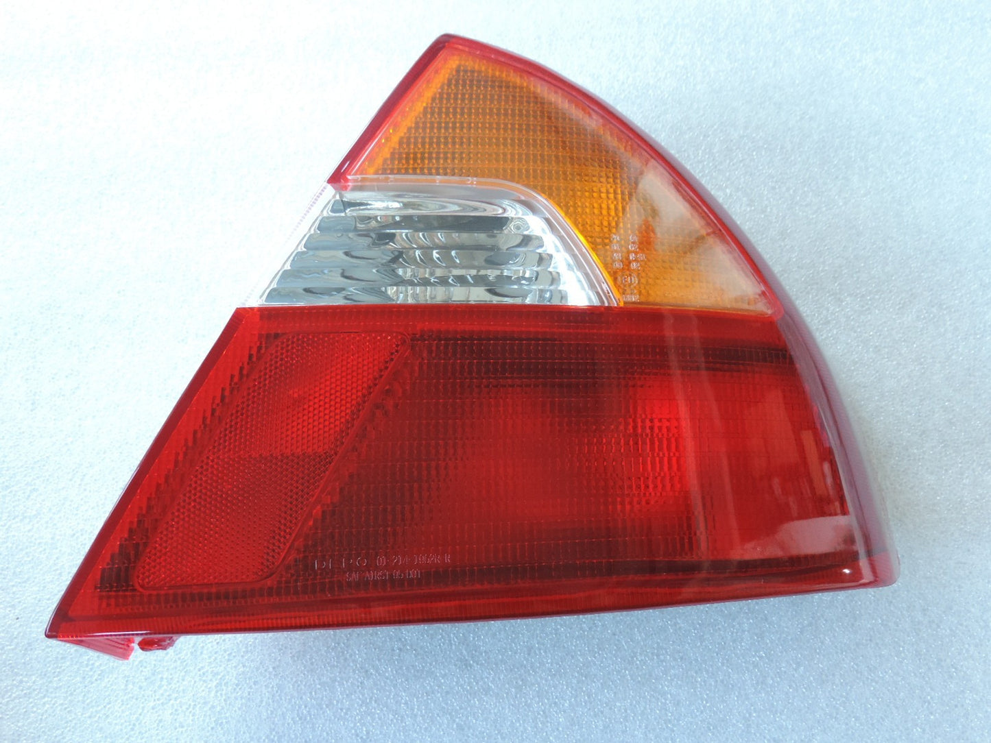 Faros Traseros. Mitsubishi Lancer 1996-2001
