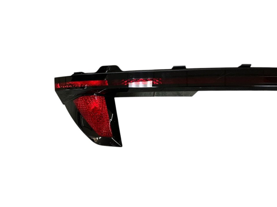 Faro Trasero Central. Hyundai Tucson 2025-2026